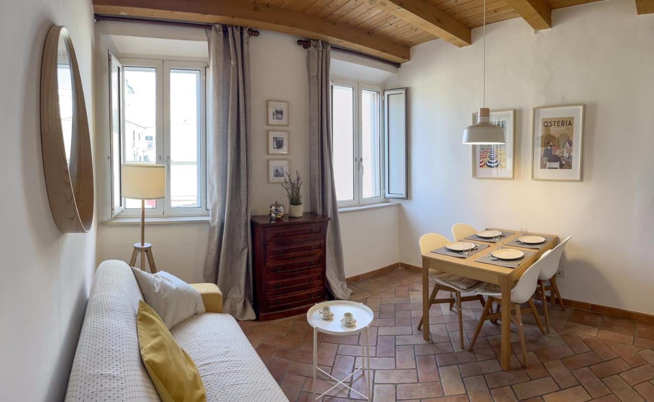 Appartements Dans Agreable Maison De Ville Centre Historique De Rimini Eksteriør billede
