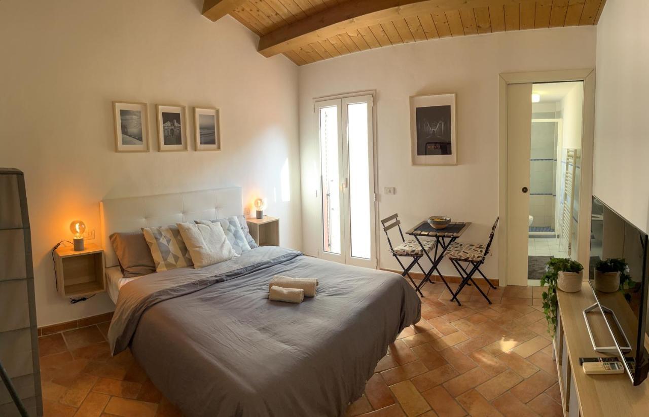 Appartements Dans Agreable Maison De Ville Centre Historique De Rimini Eksteriør billede