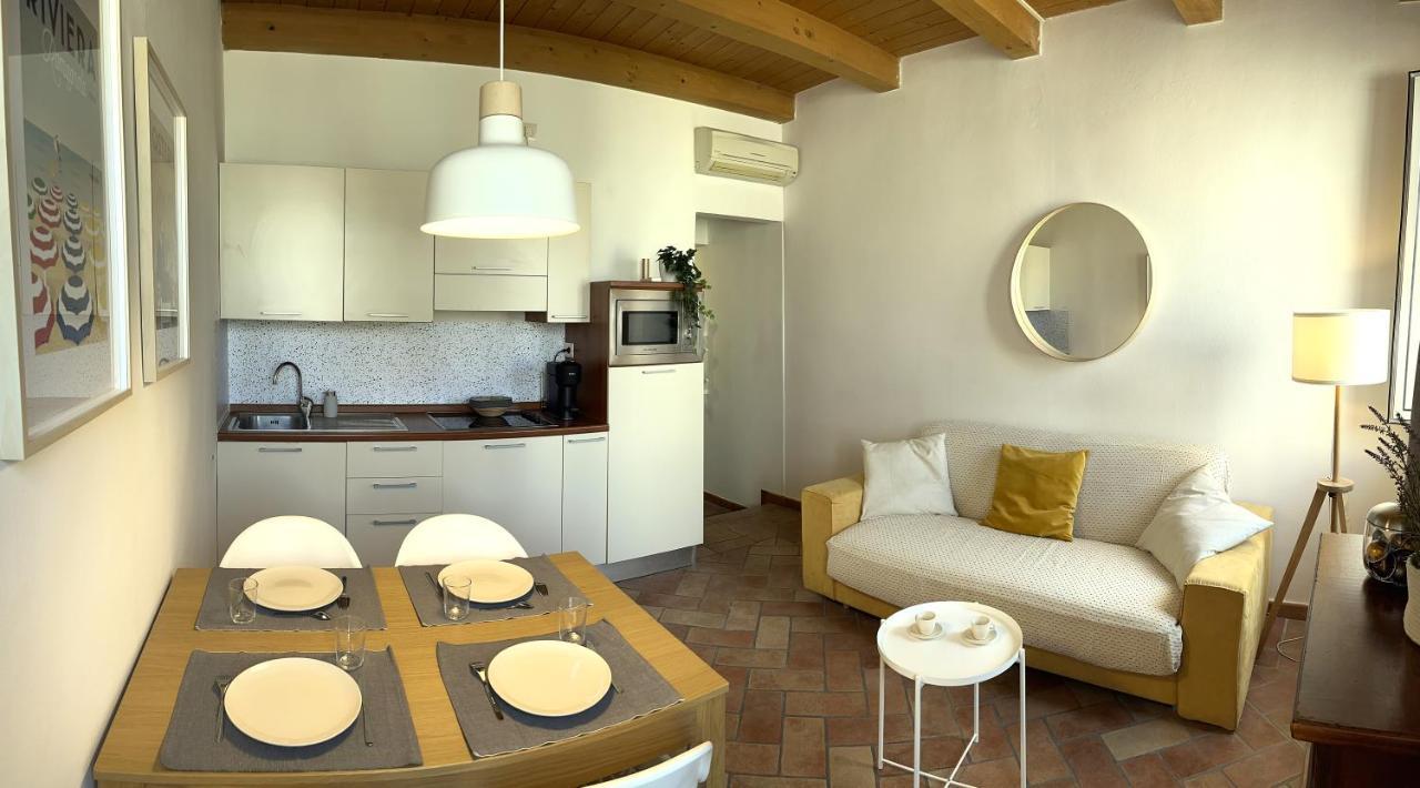 Appartements Dans Agreable Maison De Ville Centre Historique De Rimini Eksteriør billede